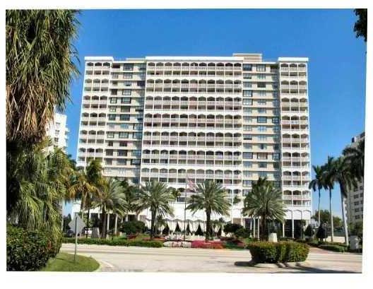 9801 Collins Avenue, Unit 12D Bal Harbour, FL 33154 - Photo 1 of 6