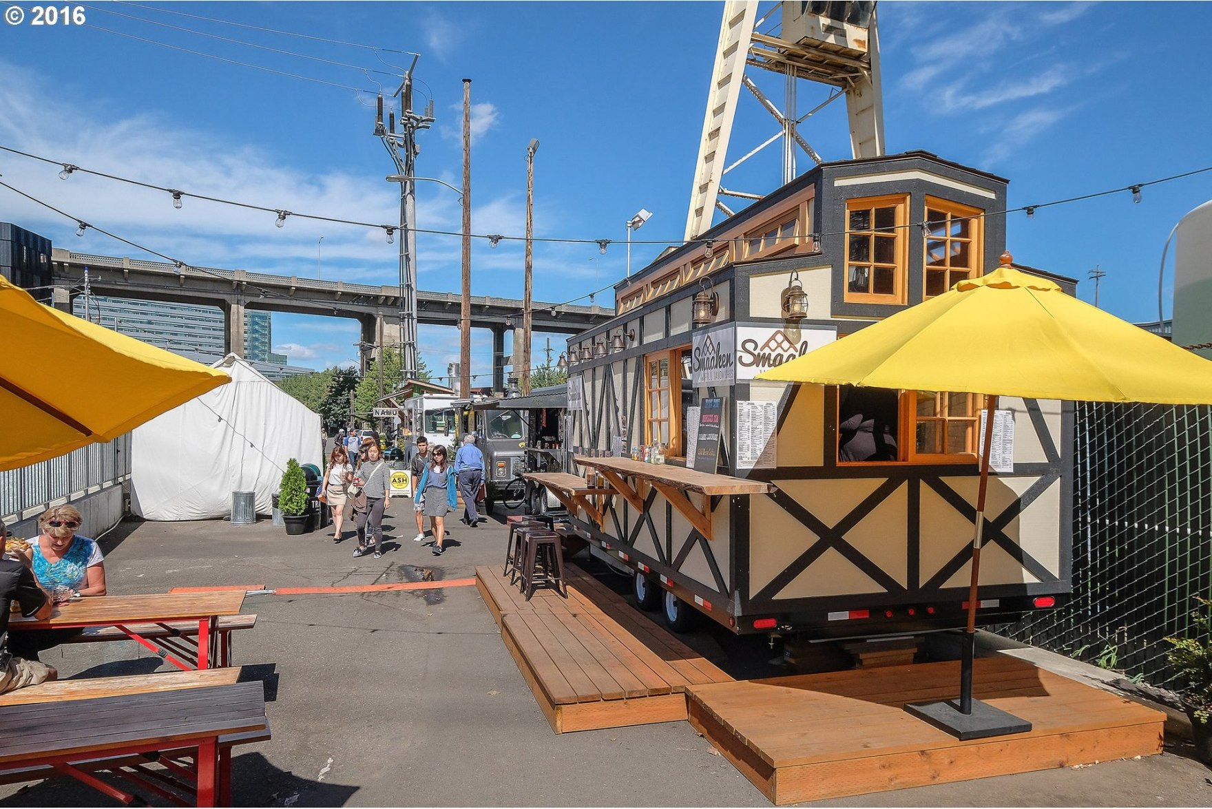 3206 Southwest Kelly Avenue Portland, OR 97239 - Photo 26 of 27