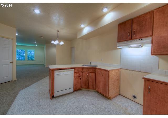 231 Primrose Road Kelso, WA 98626 - Photo 3 of 16 Gallery Image 3