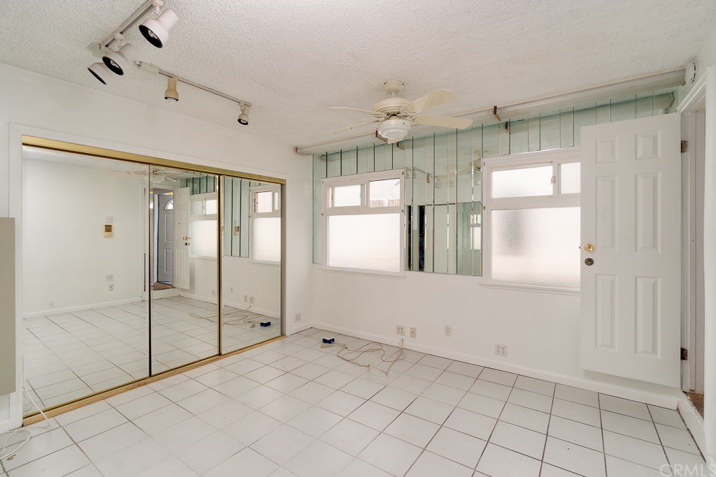 528 The Strand Hermosa Beach, CA 90254 - Photo 21 of 28