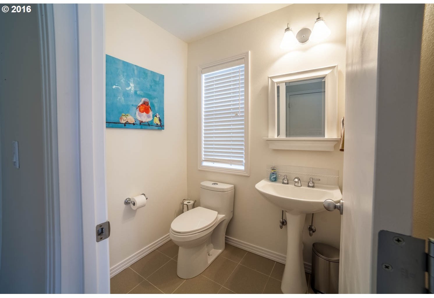 235 Southwest Palatine Hill Road Portland, OR 97219 - Photo 8 of 29
