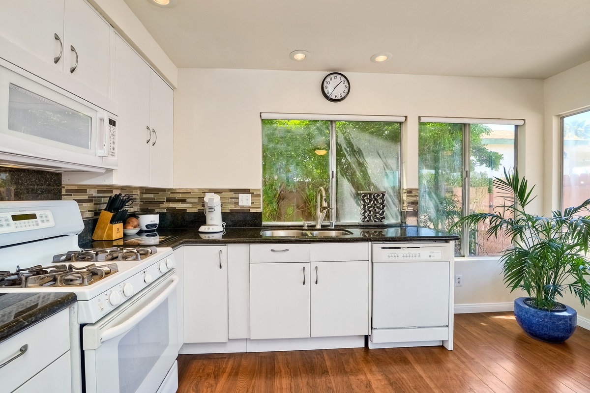 7684 Backer Road San Diego, CA 92126 - Photo 12 of 23 Gallery Image 12