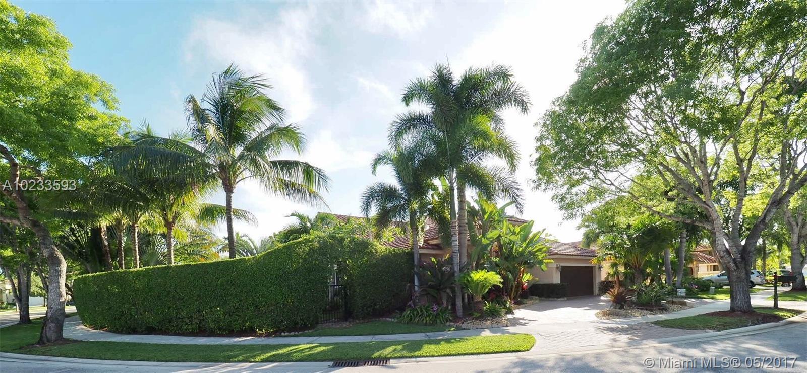 762 Crescent Way Weston, FL 33326 - Photo 1 of 34