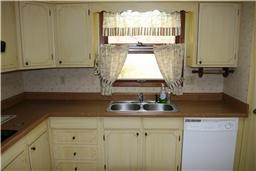 304 Sandy Road Dover, TN 37058 - Photo 11 of 28 Gallery Image 11