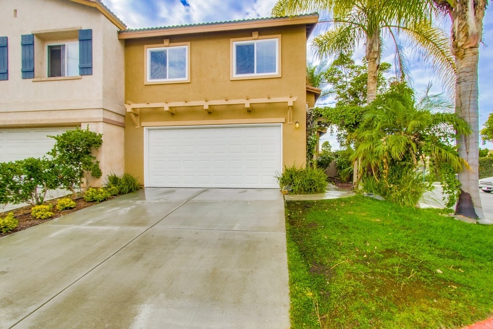 532 Dakota Way Oceanside, CA 92056 - Photo 3 of 25