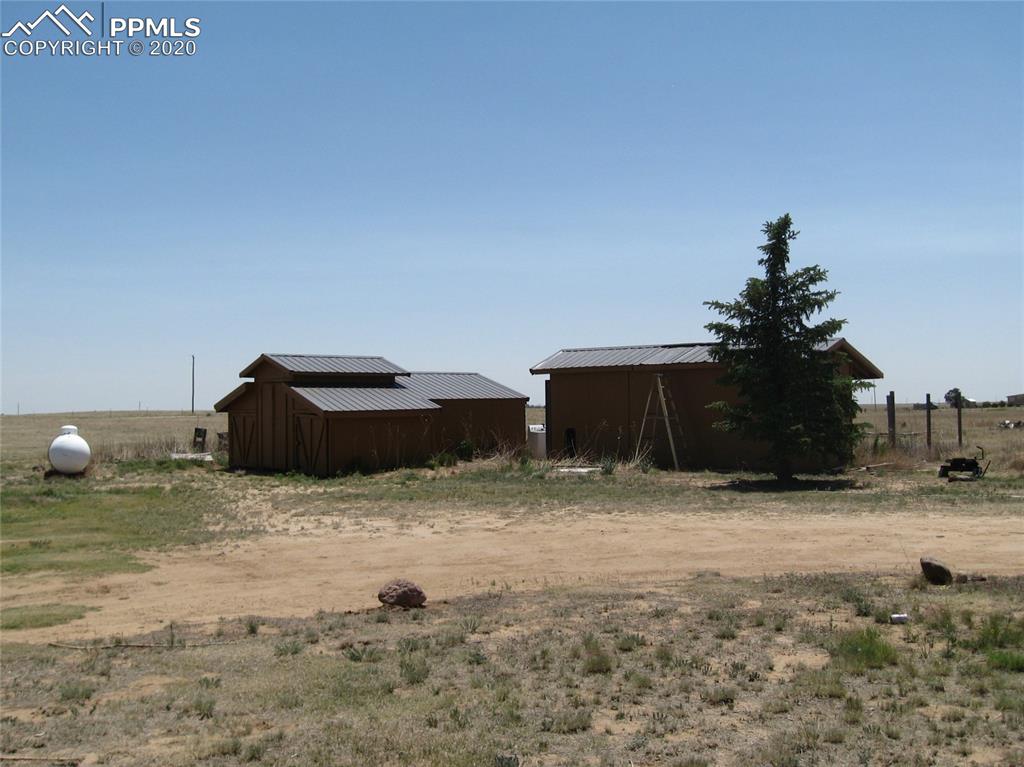 33225 Fossinger Road Yoder, CO 80864 - Photo 2 of 32