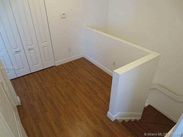 591 Northwest 35th Place, Unit 591 Boca Raton, FL 33431 - Photo 7 of 14 Gallery Image 7