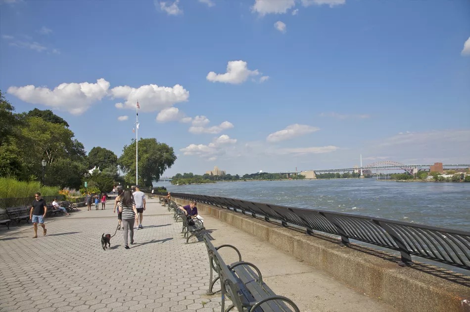 52 East End Avenue, Unit 12B Manhattan, NY 10028 - Photo 14 of 16