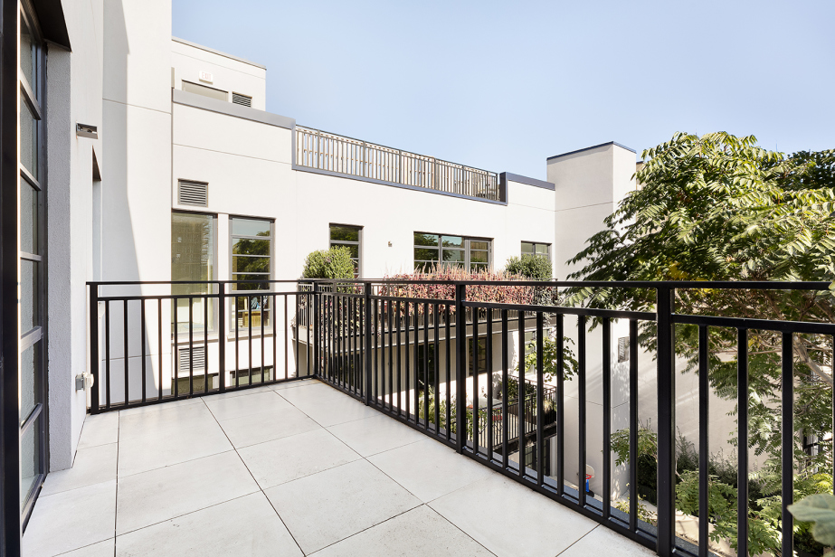 325 Henry Street, Unit PHA Brooklyn, NY 11201 - Photo 8 of 12