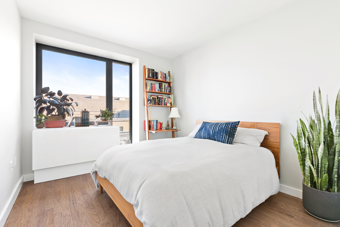 34-32 35th Street Astoria, NY 11106 - Photo 7 of 9