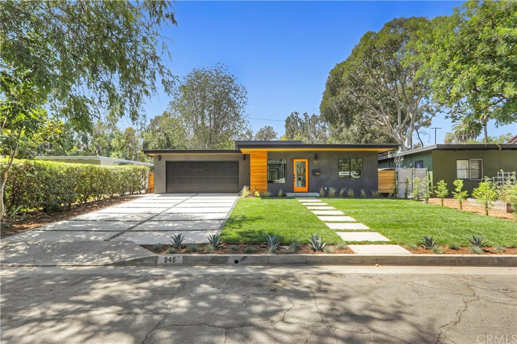 945 Jane Place Pasadena, CA 91105 - Photo 1 of 33