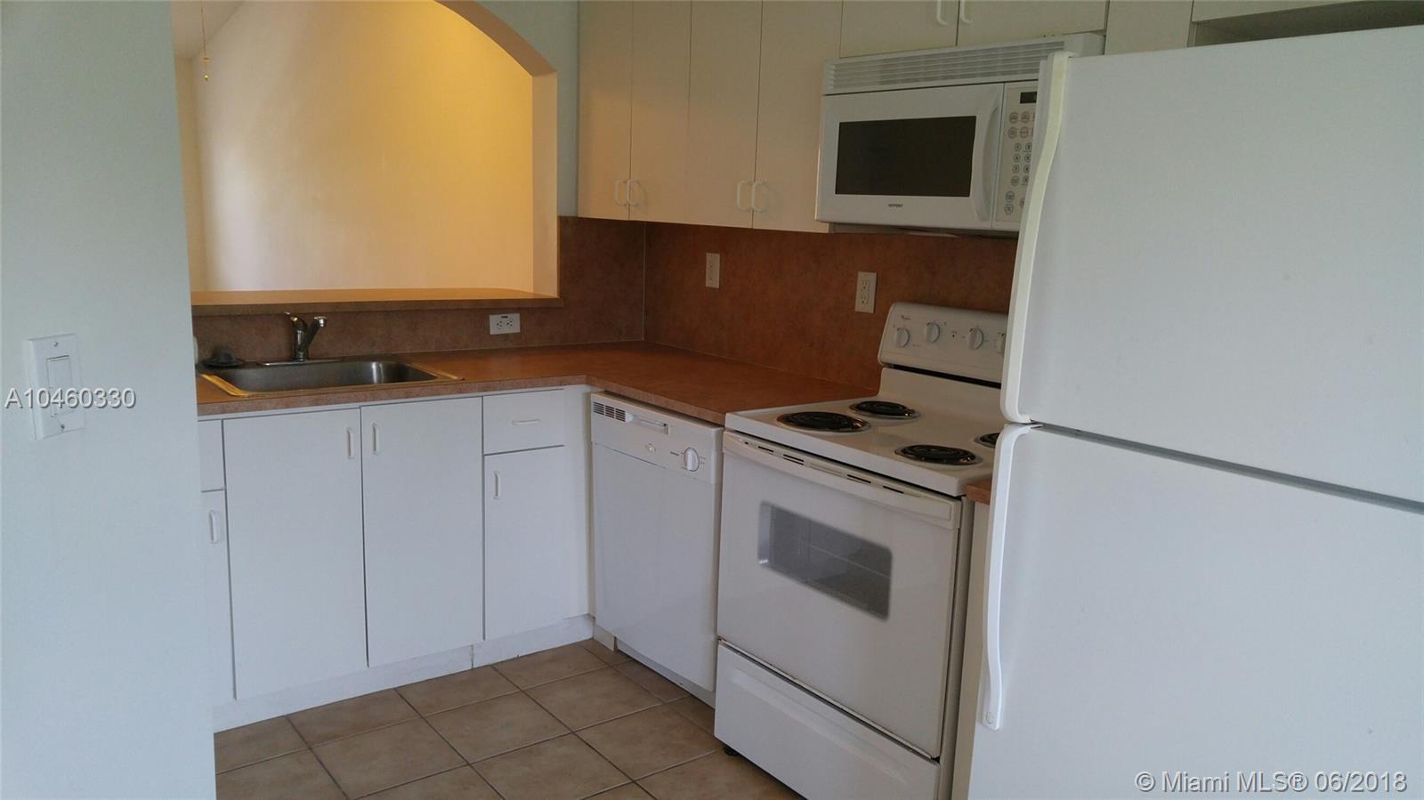 935 Northeast 34th Avenue, Unit 202 Homestead, FL 33033 - Photo 6 of 22