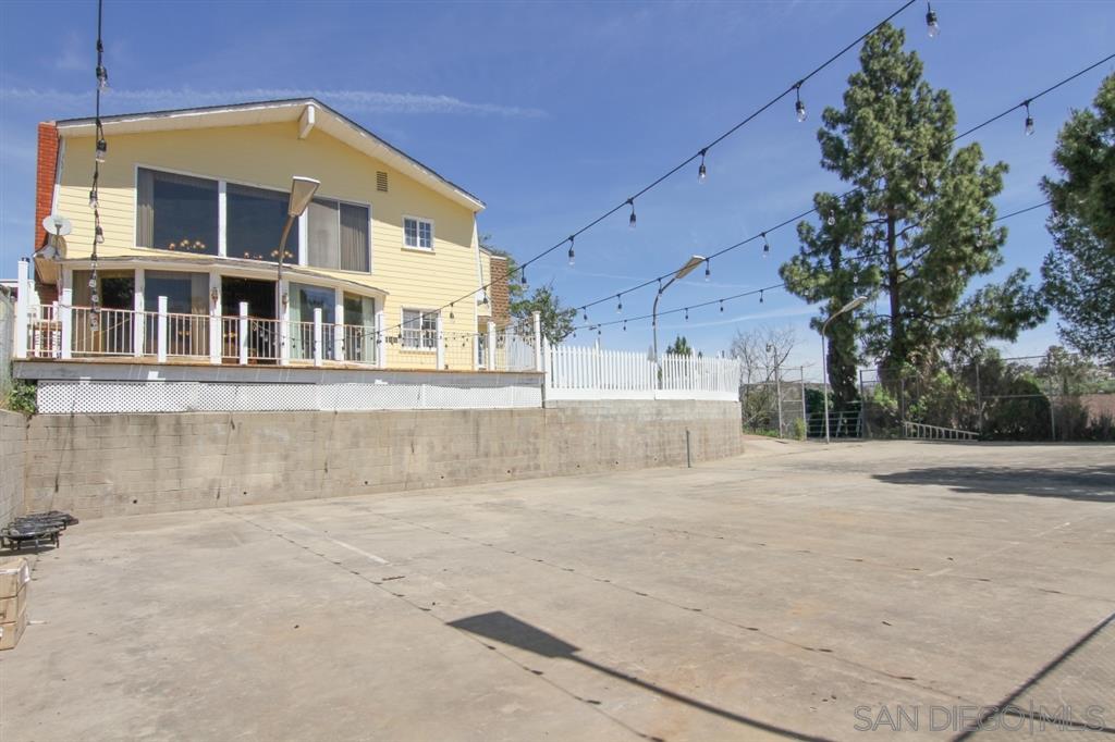1223 Adobe Lane El Cajon, CA 92021 - Photo 19 of 25