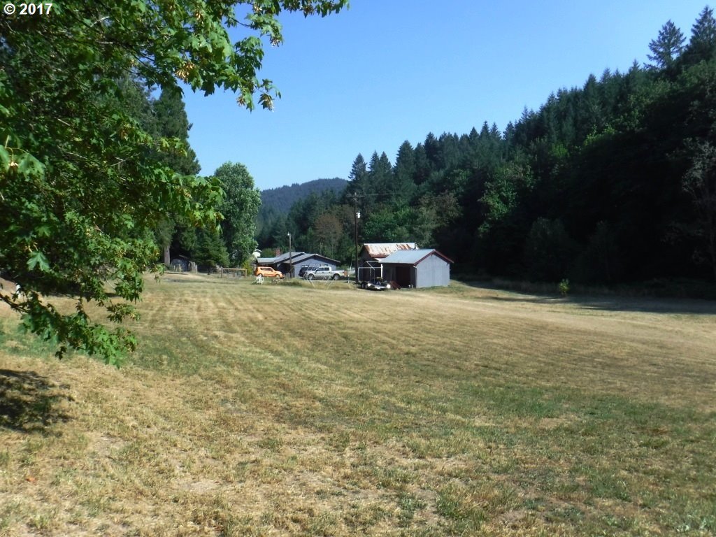 576 Upper Smith River Road Drain, OR 97435 - Photo 19 of 32 Gallery Image 19