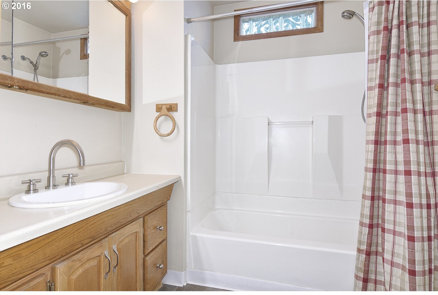 2502 Southeast Barnes Road Gresham, OR 97080 - Photo 15 of 19 Gallery Image 15