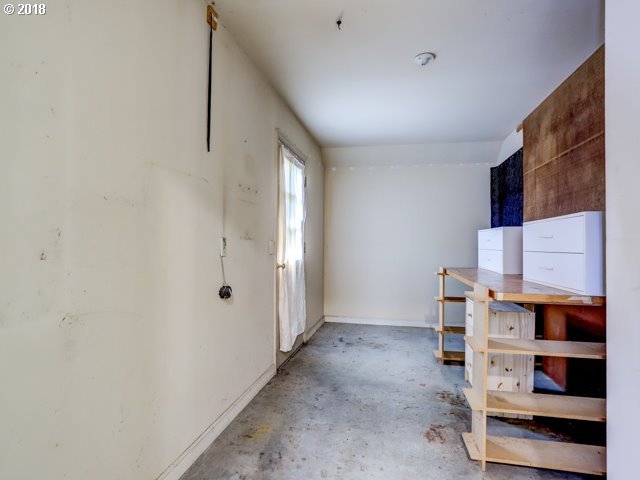 8335 Southwest Barnes Road Portland, OR 97225 - Photo 16 of 30 Gallery Image 16