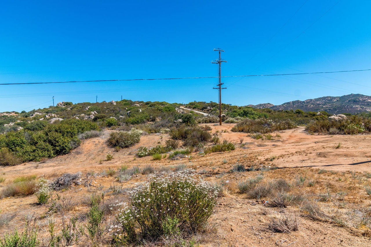 21240 Japatul Road Alpine, CA 91901 - Photo 22 of 25