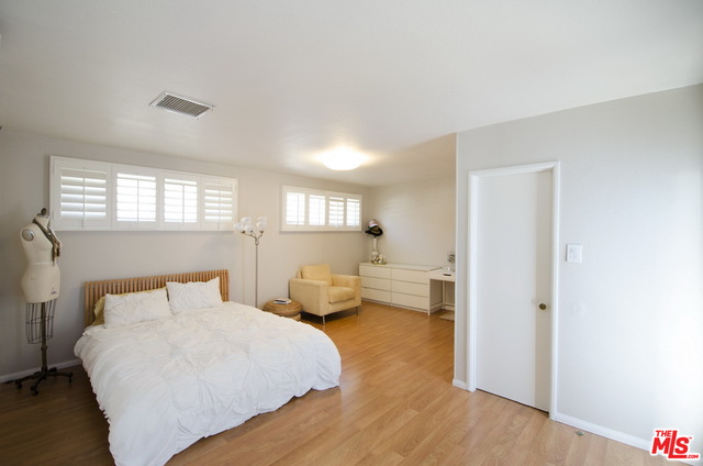 416 Sunridge Street Playa del Rey, CA 90293 - Photo 9 of 22
