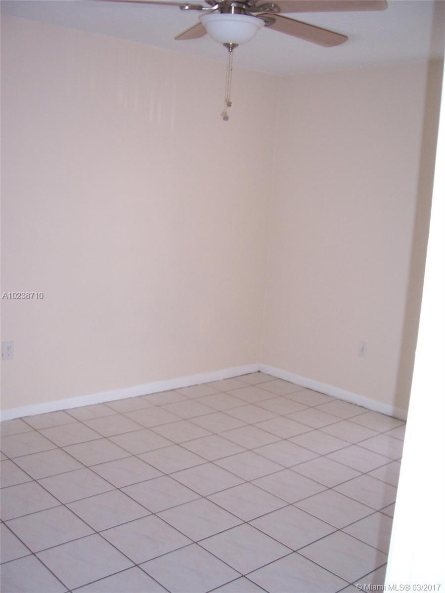 10816 North Kendall Drive, Unit R9 Miami, FL 33176 - Photo 13 of 26