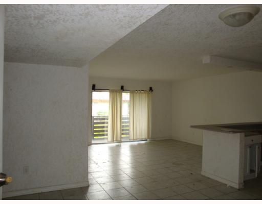 7477 Southwest 82nd Street, Unit C309 Miami, FL 33143 - Photo 2 of 5