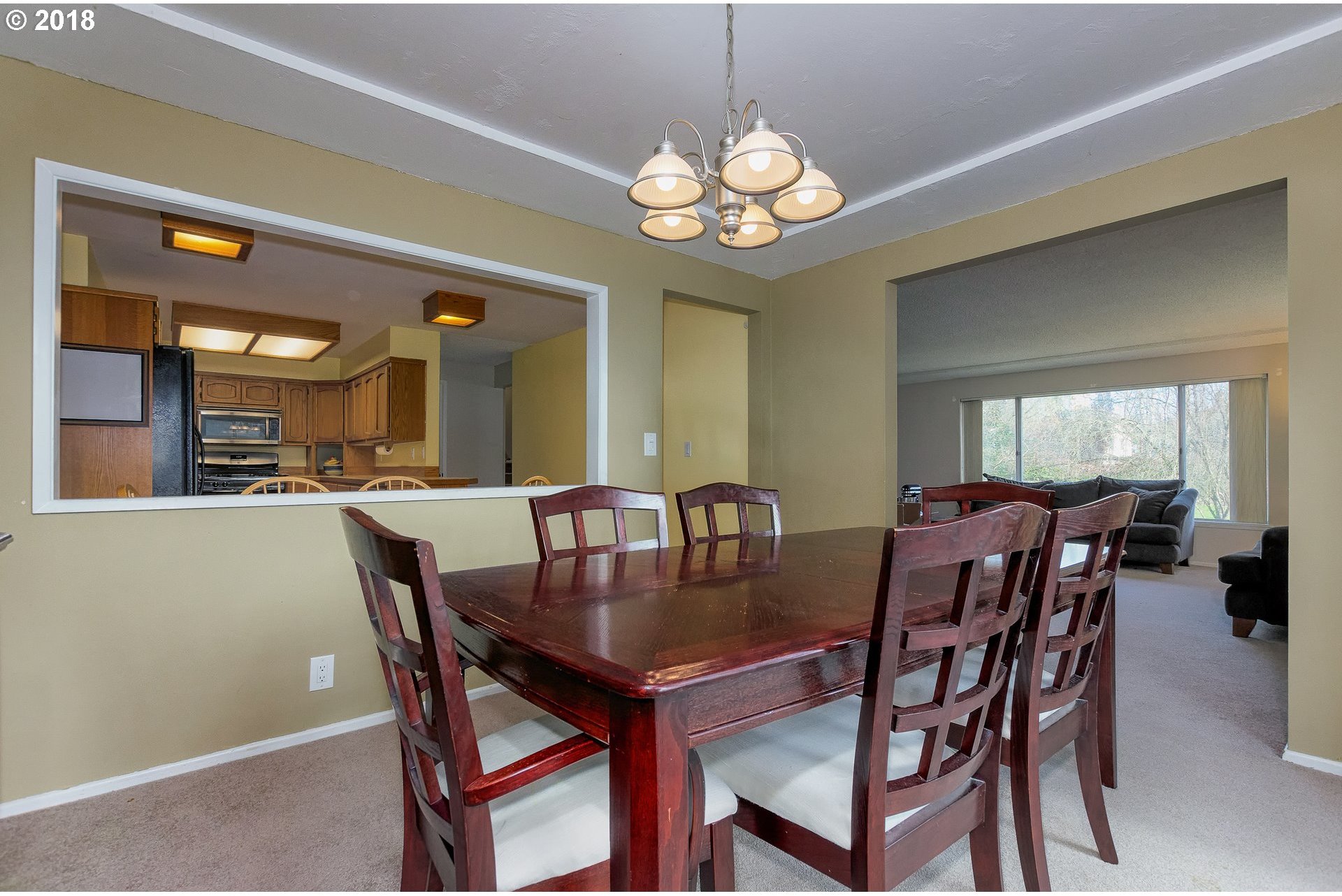 12805 Southwest Beef Bend Road Tigard, OR 97224 - Photo 7 of 31 Gallery Image 7