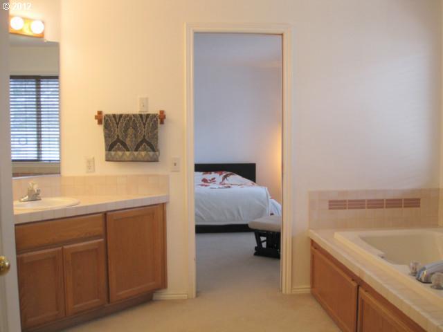 8160 Southwest 147th Terrace Beaverton, OR 97007 - Photo 16 of 16