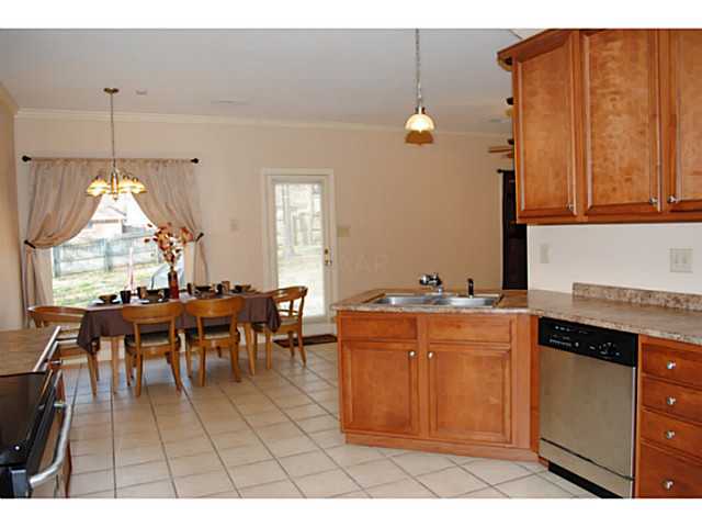 4163 Old Forest Road Memphis, TN 38125 - Photo 6 of 20 Beautiful tile floors ~ Breakfast area