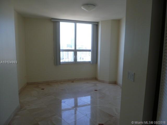 848 Brickell Key Drive, Unit 3905 Miami, FL 33131 - Photo 12 of 12