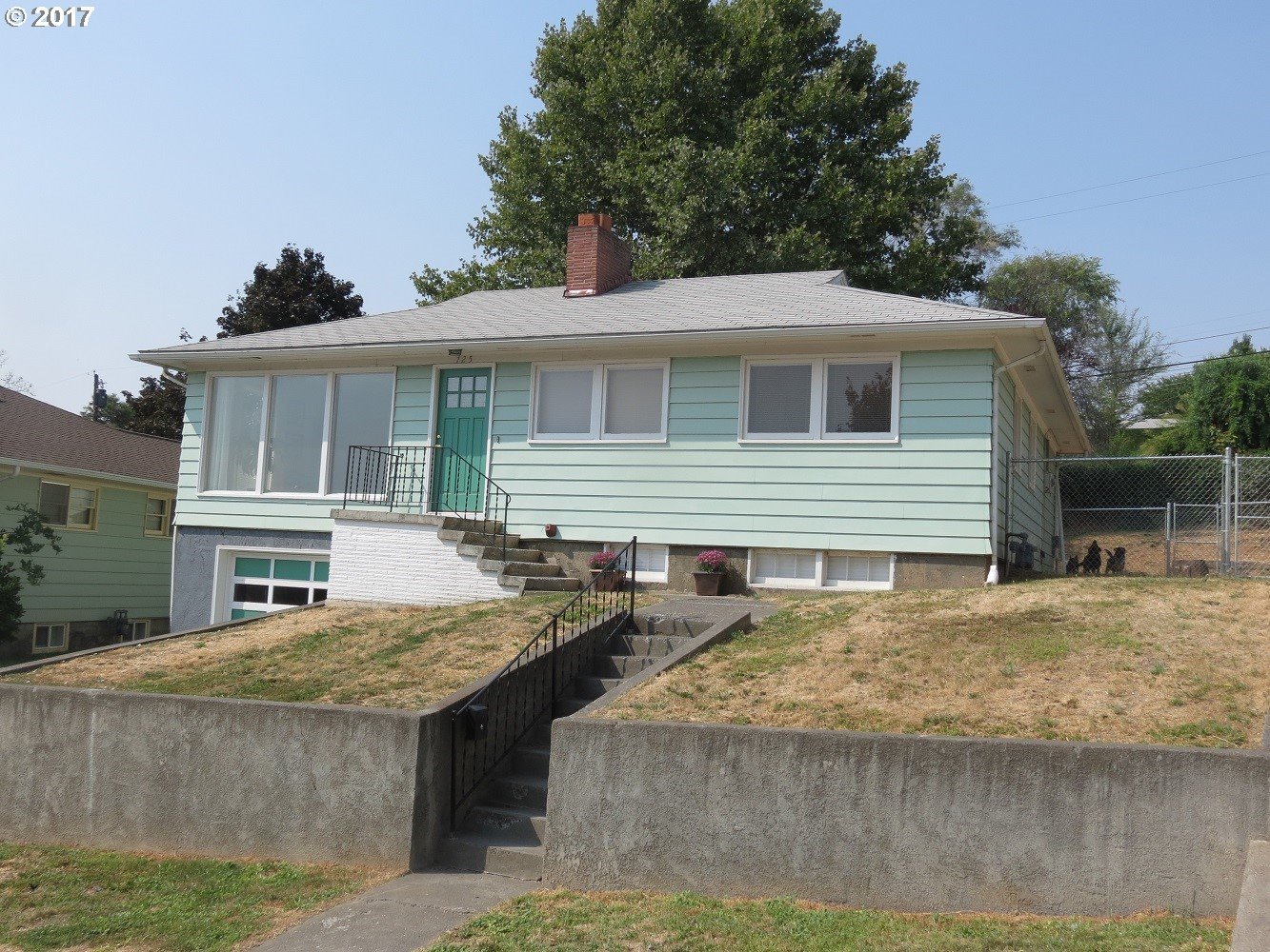 725 Northwest 11th Street Pendleton, OR 97801 - Photo 9 of 18 Gallery Image 9