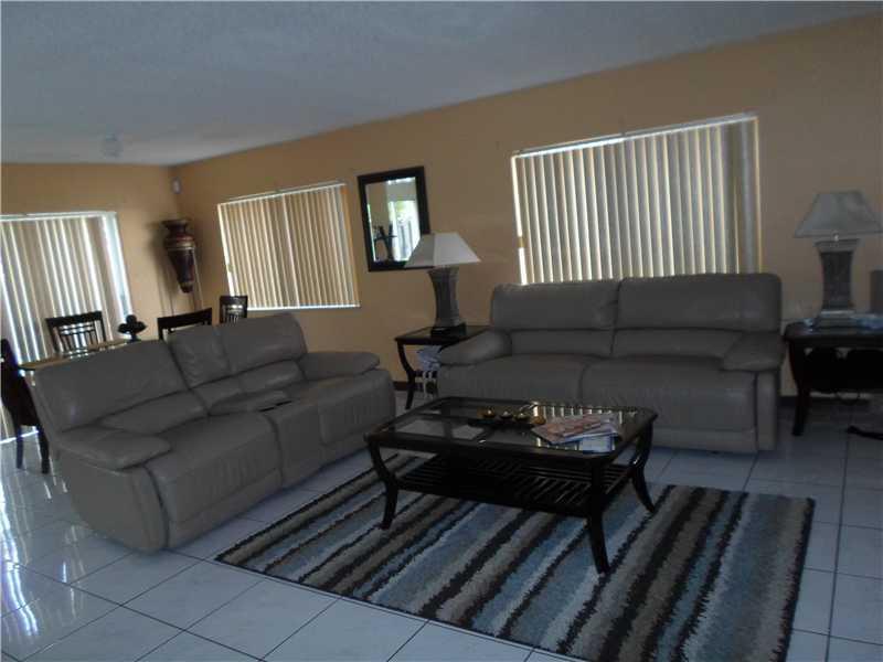 16690 Southwest 141st Court Miami, FL 33177 - Photo 6 of 28