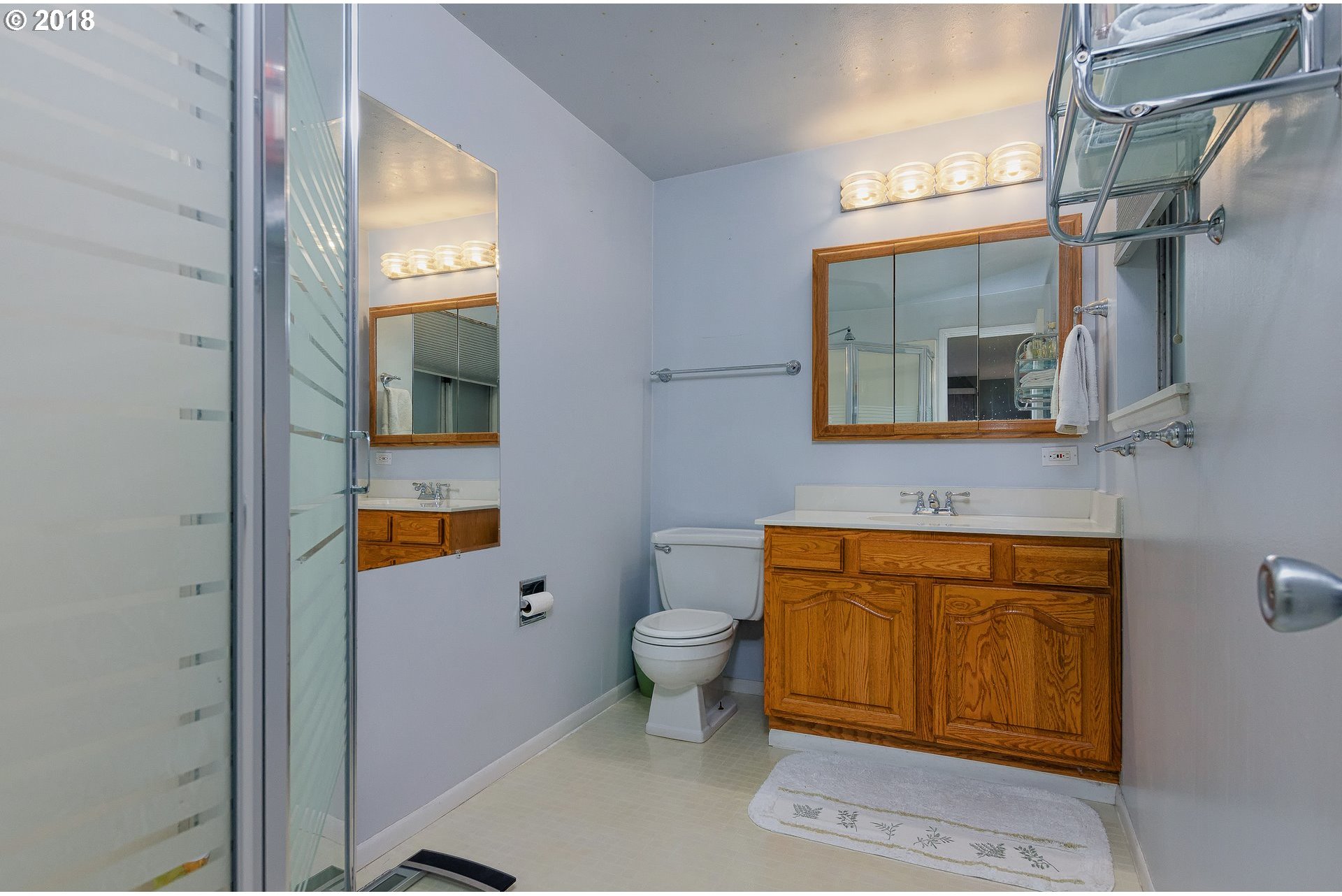 12805 Southwest Beef Bend Road Tigard, OR 97224 - Photo 13 of 31 Gallery Image 13