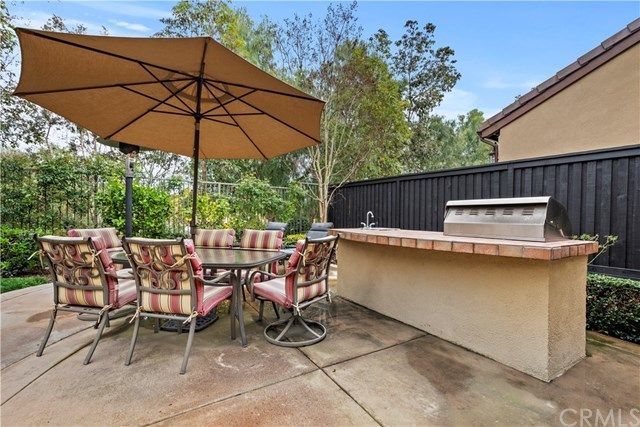 $1,000,000 | 8 St Giles Court, Ladera Ranch, CA 92694