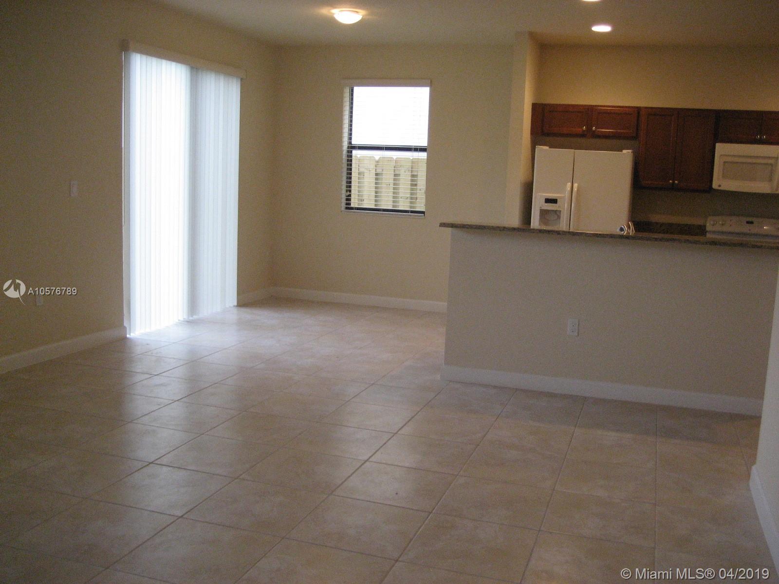 16625 Southwest 44th Street Miami, FL 33185 - Photo 9 of 29