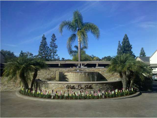 8544 Via Mallorca, Unit B La Jolla, CA 92037 - Photo 2 of 14