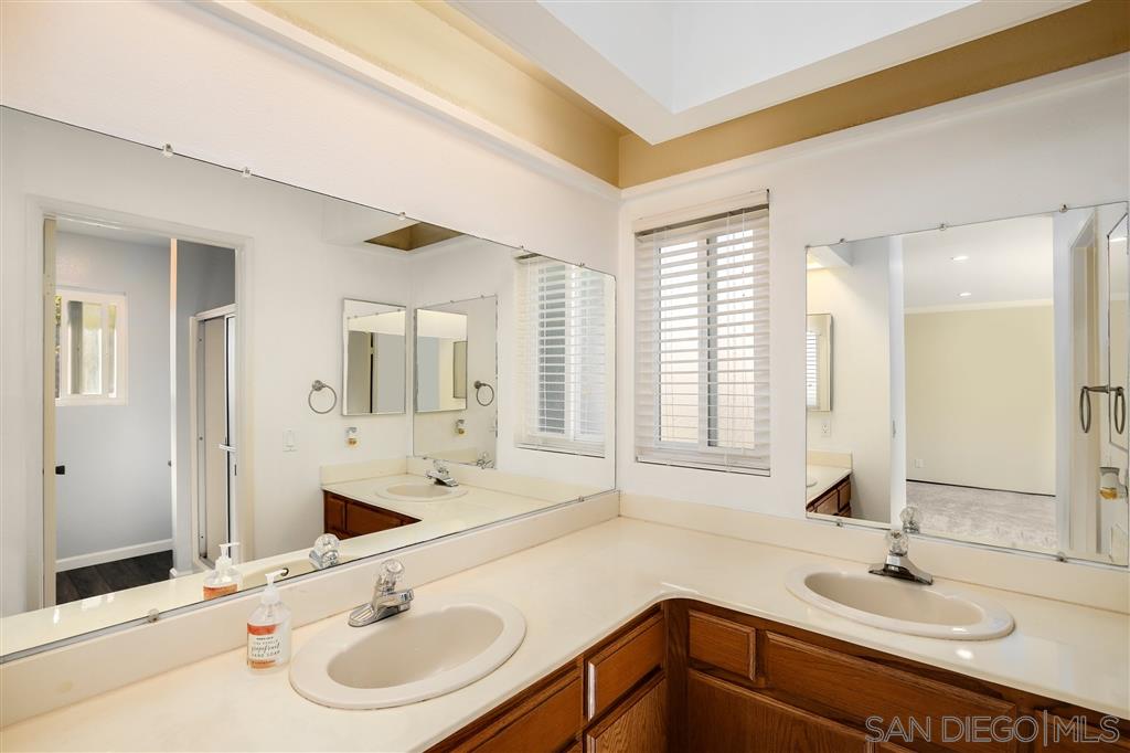 1447 Pine Ridge Road Oceanside, CA 92056 - Photo 19 of 25