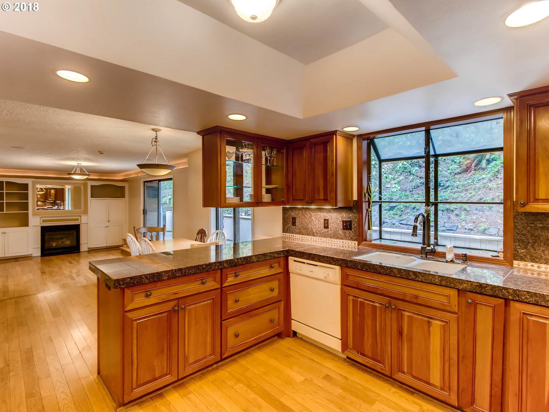 4629 Northwest Seblar Terrace Portland, OR 97210 - Photo 5 of 23 Gallery Image 5