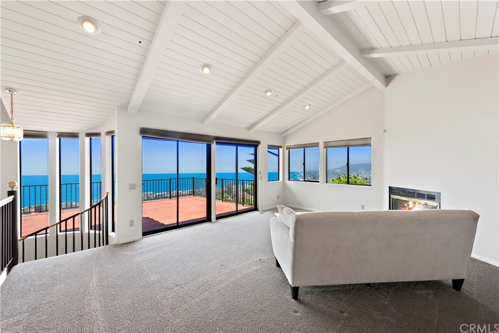 1055 Summit Drive Laguna Beach, CA 92651 - Photo 15 of 75