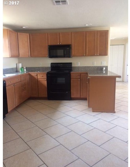 226 2nd Avenue Riddle, OR 97469 - Photo 21 of 23