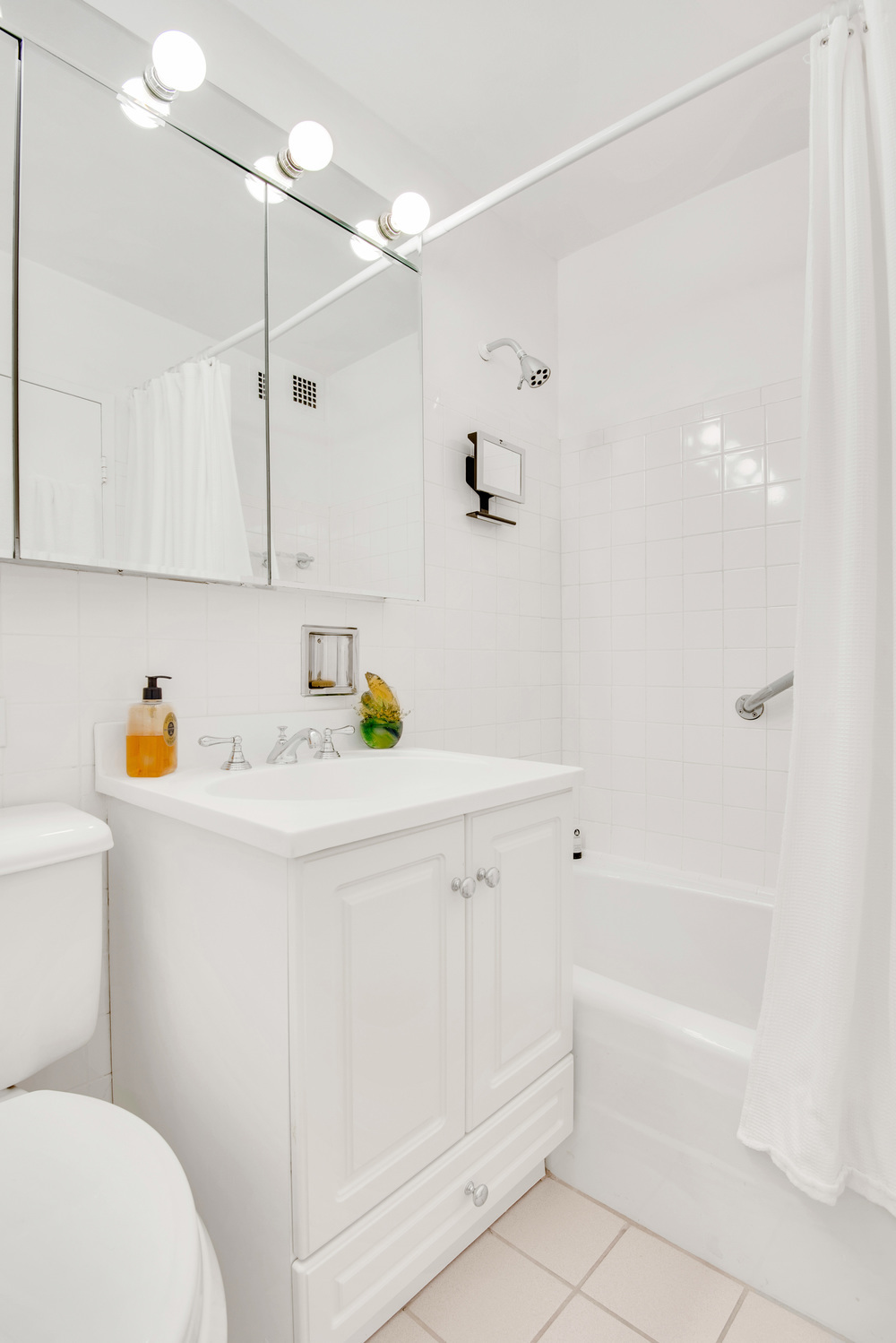 180 West End Avenue, Unit #5K Manhattan, NY 10023 - Photo 6 of 7