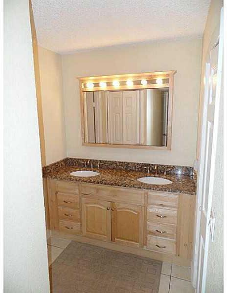 280 Racquet Club Road, Unit 102 Weston, FL 33326 - Photo 22 of 35