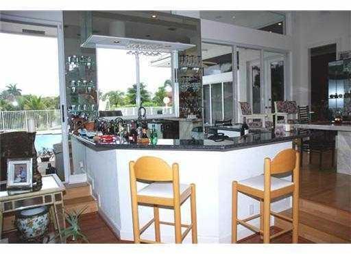 3280 Paddock Road Weston, FL 33331 - Photo 8 of 25