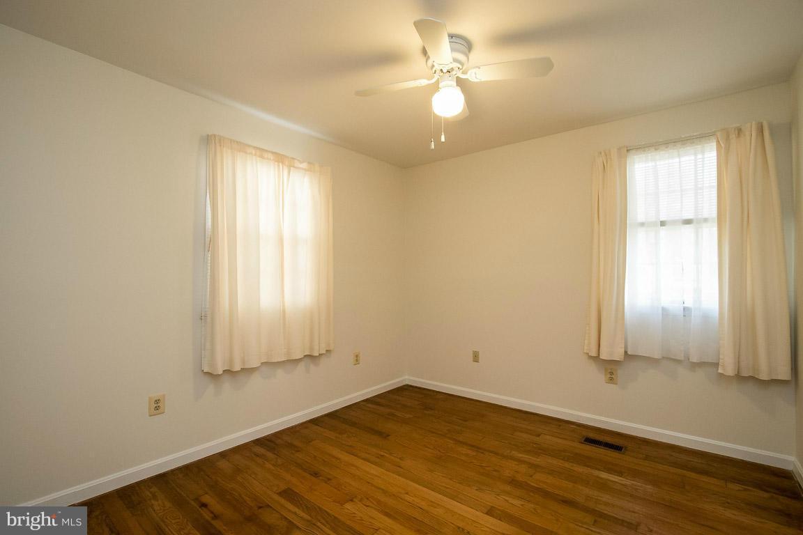 734 Farmington Road West Accokeek, MD 20607 - Photo 21 of 27