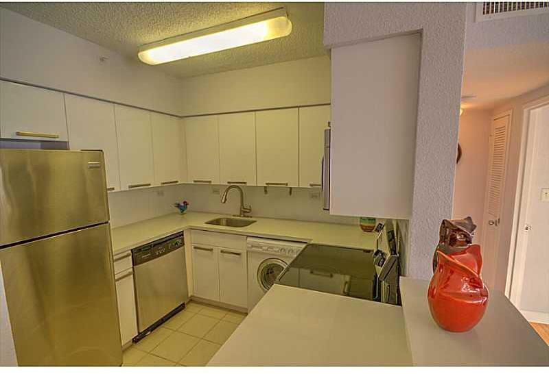 1500 Bay Road, Unit 566S Miami Beach, FL 33139 - Photo 4 of 30