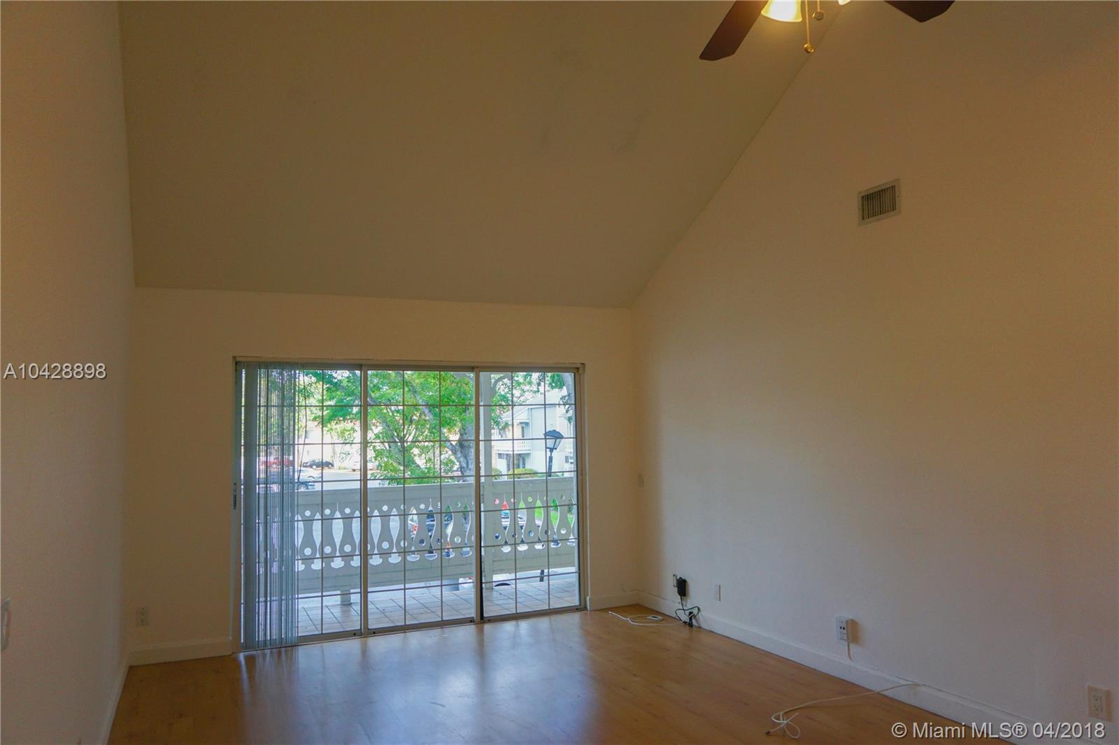 10441 Mahogany Key Circle, Unit 203 Miami, FL 33196 - Photo 3 of 20