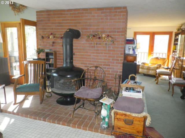 23180 Southwest Kruger Road Sherwood, OR 97140 - Photo 12 of 14 Gallery Image 12