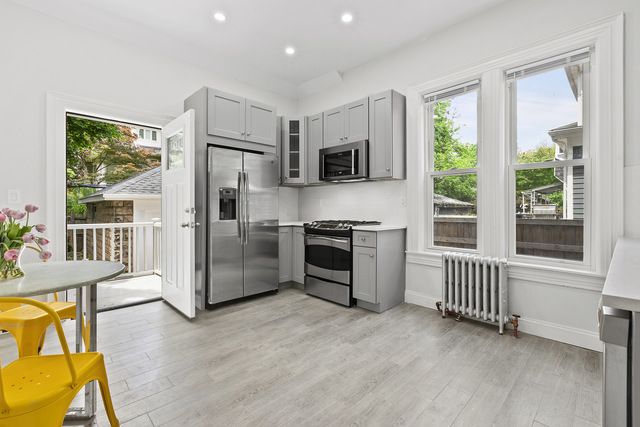 $1,915,000 | 500 East 24th Street | South Midwood