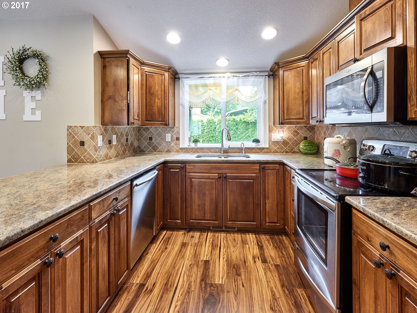1365 Cooley Road Woodburn, OR 97071 - Photo 22 of 32 Gallery Image 22