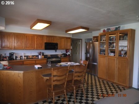 11 Northwest Brosi Orchard Road Winston, OR 97496 - Photo 13 of 32 Gallery Image 13