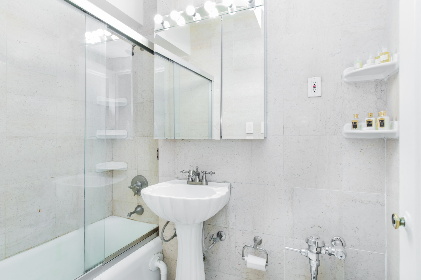 24 5th Avenue, Unit 1610 Manhattan, NY 10011 - Photo 8 of 12