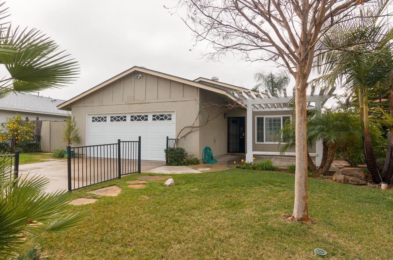 8625 Rinda Lane Spring Valley, CA 91977 - Photo 2 of 24 Gallery Image 2